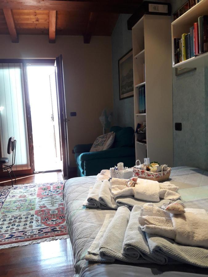 Lovely Casa Paola Villlafranca Centro Zimmer Rooms Villafranca di Verona Eksteriør bilde